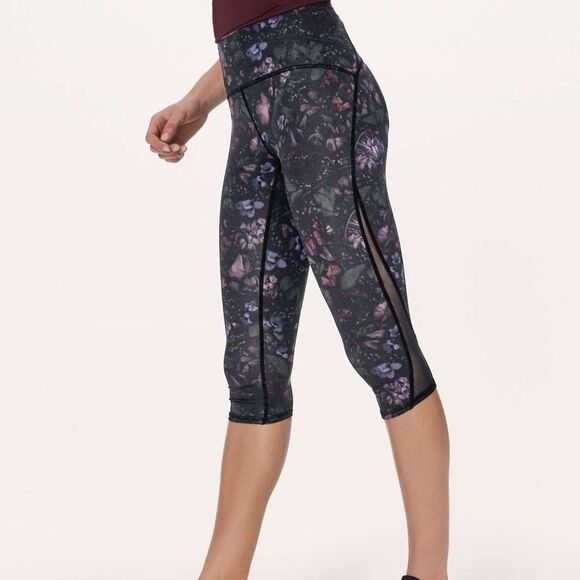 lululemon athletica Pants - lululemon Frozen Flourish Train Times Crop Leggings Multi Color Size 4